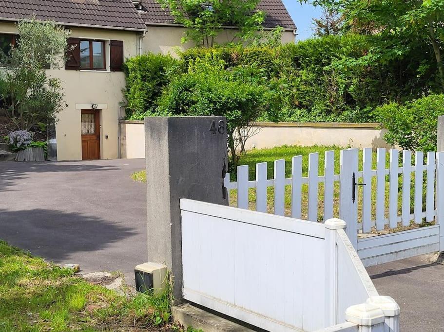 Appartement Paris Disneyland, Parking Gratuit, Rer A Noisy-le-Grand Zewnętrze zdjęcie